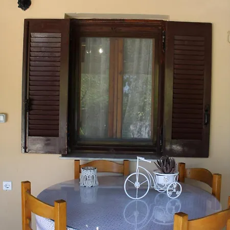 Gialova Filoxenia Apartment Exterior photo